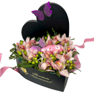 CL-03 Corazón Negro en Orquídeas